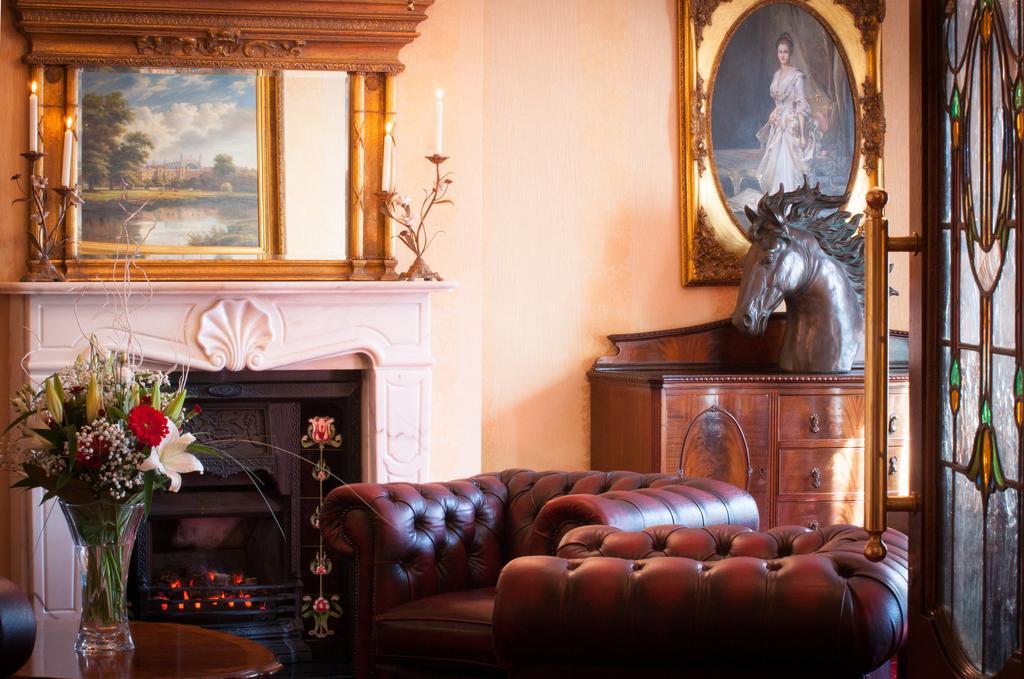 Meadow Court Hotel Loughrea Exteriér fotografie